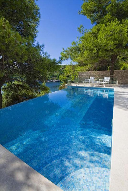 Luxury Seafront Villa My Dream With Private Pool, Jacuzzi And Staff At The Beach On Brac Island - Sumartin Selca  Εξωτερικό φωτογραφία